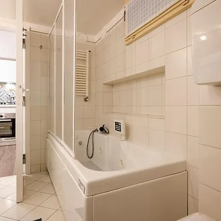 Casetta Falegnami, Nel Cuore Del Centro Storico Apartamento Bolonha